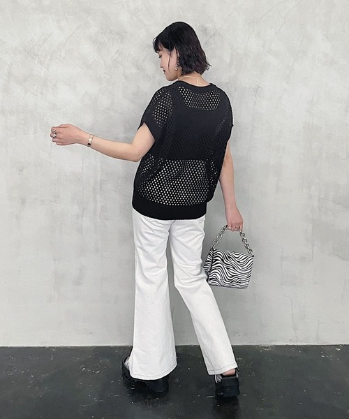 PAGEBOY(ページボーイ)の「メッシュクルーベスト(ベスト・レディース・ブラック/ターコイズブルー/オフホワイト・FREE)」の13枚目の写真