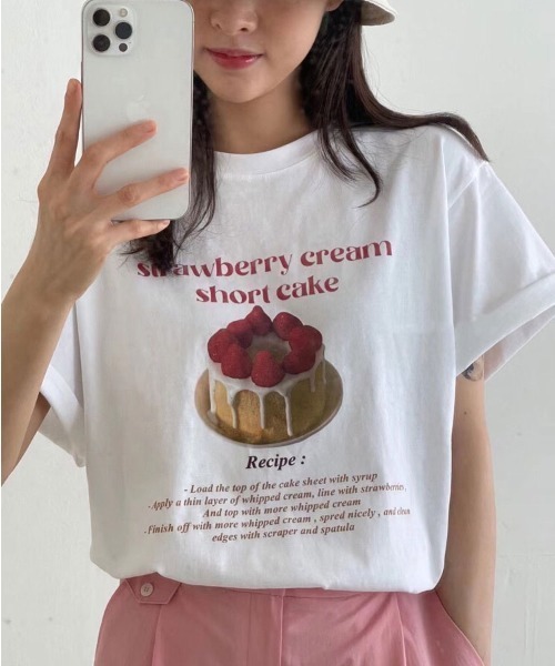 MANGROVE(マングローブ)の「スイーツグラフィックTEE(Tシャツ/カットソー・レディース・レッド/オレンジ・FREE)」の2枚目の写真