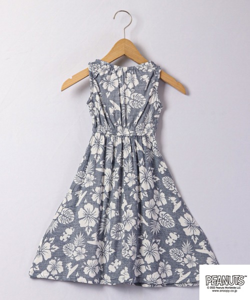 PEANUTS（ピーナッツ）の「PEANUTS キッズ　スヌーピー アロハワンピース（ワンピース・キッズ・ネイビー/レッド/ブルー/マスタード/グレー系その他/チャコール・110/130/140/120）」の9枚目の写真