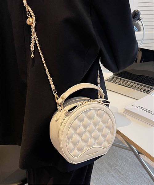 LA VORAGINE(ラ ヴォラジネ)の「丸いチェーンデザインショルダーバッグ クラッチバッグ(クラッチバッグ・レディース・ブラック/ホワイト・FREE)」の21枚目の写真