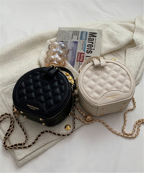 LA VORAGINE(ラ ヴォラジネ)の「丸いチェーンデザインショルダーバッグ クラッチバッグ(クラッチバッグ・レディース・ブラック/ホワイト・FREE)」の7枚目の写真