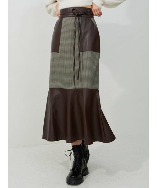 MERCURYDUO(マーキュリーデュオ)の「ハイウエストフェイクレザードッキングスカート(スカート・レディース・その他1・SMALL/MEDIUM)」の1枚目の写真