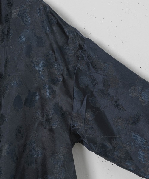 CASPER JOHN(キャスパージョン)の「Jacquard huge shirts/ジャガードヒュージシャツ(シャツ/ブラウス・メンズ・ライトブルー/ブラック/ベージュ/パープル/ネイビー/シルバー/ブルー/グリーン・SMALL/MEDIUM/LARGE)」の16枚目の写真