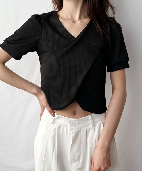 CLEA(クレア)の「リブクロスパフ袖トップス(Tシャツ/カットソー・レディース・ブラック/ピンク/ホワイト・FREE)」の2枚目の写真