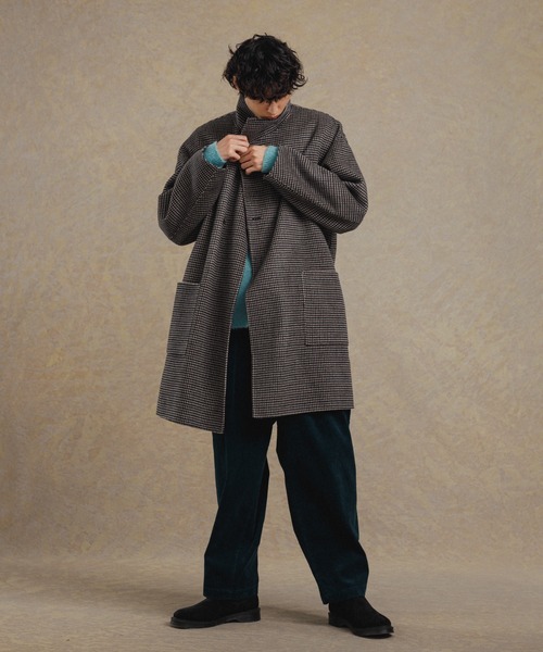 ADAM ET ROPE'(アダムエロペ)の「コーデュロイ ルーズ ワイドテーパード パンツ(その他パンツ・メンズ・グリーン/オフホワイト・L/M)」の13枚目の写真