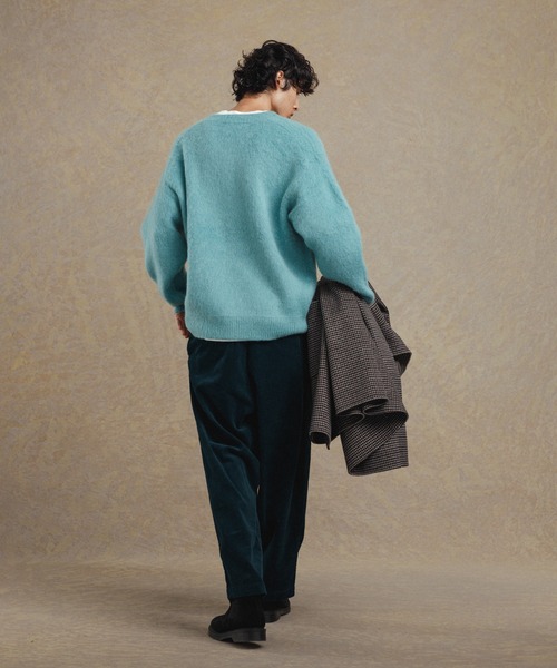 ADAM ET ROPE'(アダムエロペ)の「コーデュロイ ルーズ ワイドテーパード パンツ(その他パンツ・メンズ・グリーン/オフホワイト・L/M)」の8枚目の写真