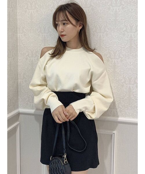 dazzlin（ダズリン）の「ショルダーオープンボリュームニットトップス（ニット/セーター・レディース・モカ/ブルー/オフホワイト/ブラウン/ブラック/ピンク・FREE）」の14枚目の写真