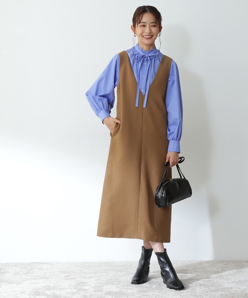 N.（N. Natural Beauty Basic）（エヌエヌナチュラルビューティーベーシック）の「◆Ｖカラージャンパースカート（ジャンパースカート・レディース・ナチュラル/ブラック/モカ・MEDIUM）」の11枚目の写真