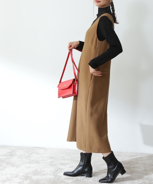 N.（N. Natural Beauty Basic）（エヌエヌナチュラルビューティーベーシック）の「◆Ｖカラージャンパースカート（ジャンパースカート・レディース・ナチュラル/ブラック/モカ・MEDIUM）」の7枚目の写真