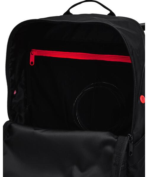 UNDER ARMOUR(アンダーアーマー)の「UAエッセンシャルズ バックパック 17L(トレーニング/レディース)(バックパック/リュック・レディース・ブラック・ONESIZE)」の5枚目の写真