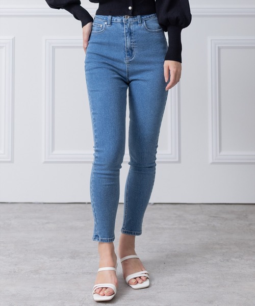 clear（クリア）の「×スキニーデニムパンツ（デニムパンツ・レディース・ライトブルー/インディゴブルー・S/M）」の2枚目の写真