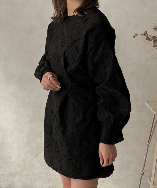 apres jour clair（アプレジュールクレア）の「【apres jour clair】ジャガードチュニックワンピース【ZOZOTOWN限定アイテム】（ワンピース・レディース・ブラック/アイボリー・X-LARGE/フリー）」の6枚目の写真