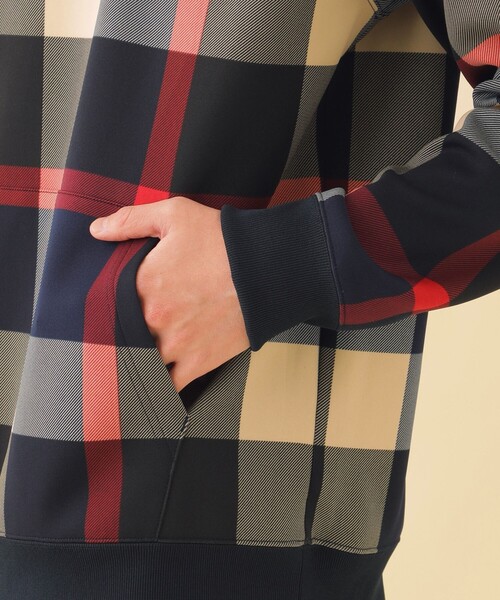 CB CRESTBRIDGE（シービークレストブリッジ）の「【Unisex】クレストブリッジチェックプルオーバーパーカー（パーカー・メンズ・ネイビー/ブルー・3/2/1/4）」の13枚目の写真