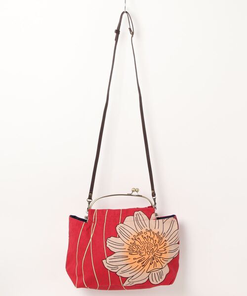 カヤ（カヤ）の「【カヤ】大輪 がま口ショルダーバッグ大（ショルダーバッグ・レディース・その他1/その他2/その他3・FREE）」の4枚目の写真