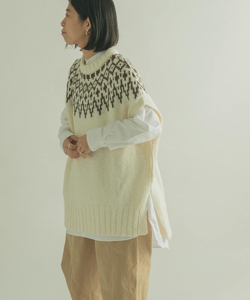 FORK&SPOON（フォークアンドスプーン）の「FORK&SPOON　求心柄ニットベスト（ニット/セーター・レディース・スミクロ/アイボリー・1）」の17枚目の写真