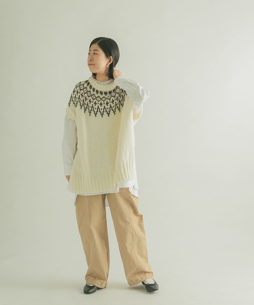 FORK&SPOON（フォークアンドスプーン）の「FORK&SPOON　求心柄ニットベスト（ニット/セーター・レディース・スミクロ/アイボリー・1）」の15枚目の写真