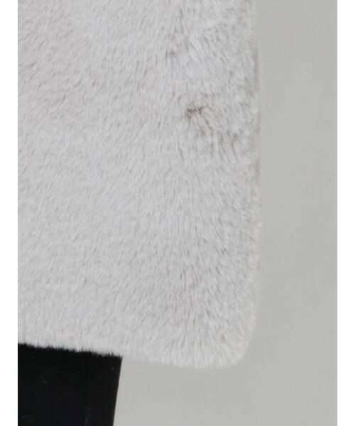 極美品✨ELENDEEK エレンディーク フェイクファージレ グレー ELENDEEK（エレンディーク）の「フェイクファージレ（その他アウター