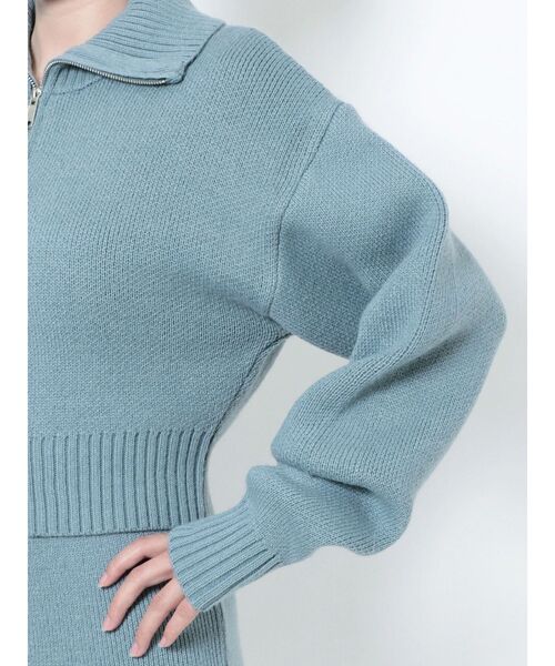 EMODA（エモダ）の「ハーフジップボリュームニット（ニット/セーター・レディース・グレー/ブラック/ブルー/ベージュ・FREE）」の8枚目の写真