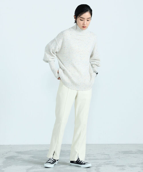 fredy emue(フレディエミュ)の「起毛センタースリットパンツ(その他パンツ・レディース・ブラック/オフホワイト・38/36)」の3枚目の写真