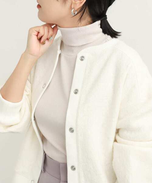 URBAN RESEARCH DOORS（アーバンリサーチドアーズ）の「『UR TECH』テレコタートルネックTシャツ（Tシャツ/カットソー・レディース・ライトグレー/オフホワイト/ブラック・MEDIUM）」の3枚目の写真