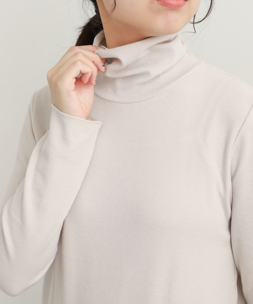 URBAN RESEARCH DOORS（アーバンリサーチドアーズ）の「『UR TECH』テレコタートルネックTシャツ（Tシャツ/カットソー・レディース・ライトグレー/オフホワイト/ブラック・MEDIUM）」の15枚目の写真