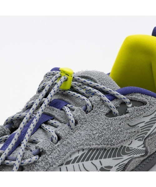 Reebok(リーボック)の「Zig Kinetica 2.5 Edge(スニーカー・メンズ・アイボリー/グレー/ブラック×ブラック/ベージュ×ブラック・26.0cm/24.0cm/26.5cm/23.5cm/27.5cm/25.5cm/27.0cm/25.0cm/24.5cm/23.0cm/28.0cm/29.0cm/28.5cm)」の10枚目の写真