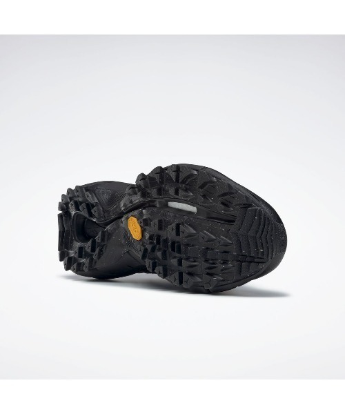 Reebok(リーボック)の「Zig Kinetica 2.5 Edge(スニーカー・メンズ・アイボリー/グレー/ブラック×ブラック/ベージュ×ブラック・26.0cm/24.0cm/26.5cm/23.5cm/27.5cm/25.5cm/27.0cm/25.0cm/24.5cm/23.0cm/28.0cm/29.0cm/28.5cm)」の19枚目の写真