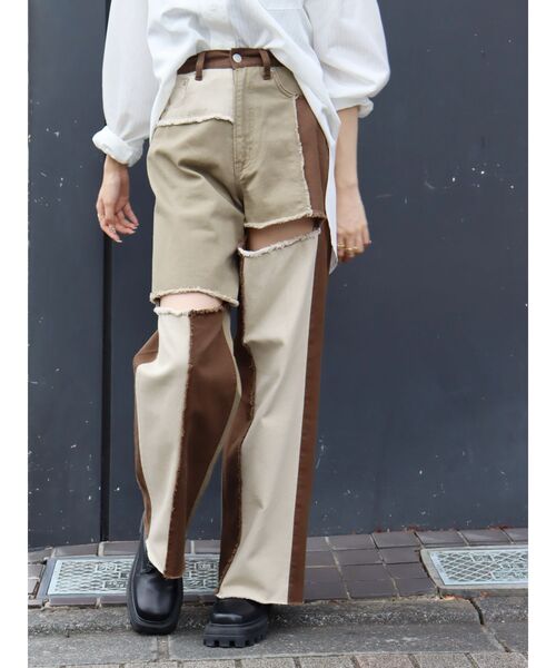 EVRIS（エヴリス）の「パッチワークスラッシュワイドパンツ（デニムパンツ・レディース・ブラック/ブラウン・SMALL/MEDIUM）」の2枚目の写真