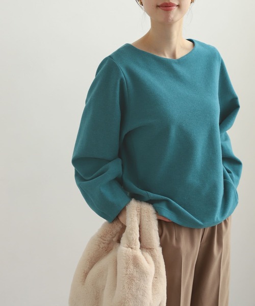 URBAN RESEARCH DOORS(アーバンリサーチドアーズ)の「ワイドVネックポンチプルオーバー(Tシャツ/カットソー・レディース・ブルー/ブラウン/ブラック・MEDIUM)」の3枚目の写真