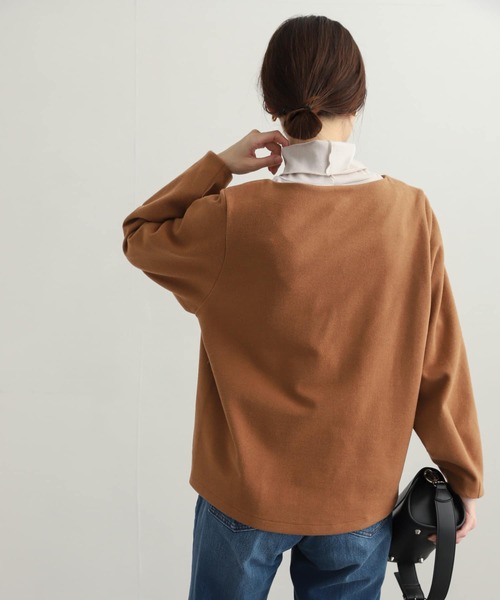 URBAN RESEARCH DOORS(アーバンリサーチドアーズ)の「ワイドVネックポンチプルオーバー(Tシャツ/カットソー・レディース・ブルー/ブラウン/ブラック・MEDIUM)」の19枚目の写真