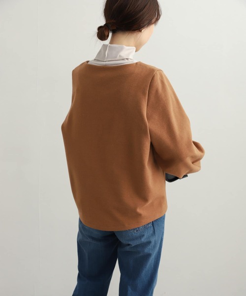 URBAN RESEARCH DOORS(アーバンリサーチドアーズ)の「ワイドVネックポンチプルオーバー(Tシャツ/カットソー・レディース・ブルー/ブラウン/ブラック・MEDIUM)」の18枚目の写真