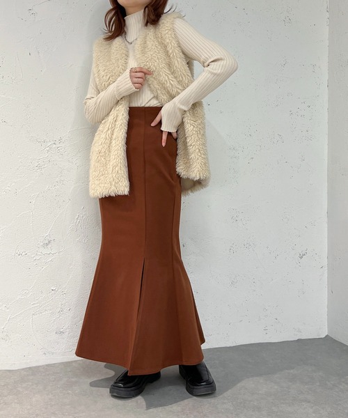 apres jour mignon(アプレジュールミニョン)の「スリットマーメイドスカート【ZOZOTOWN限定アイテム】(スカート・レディース・ブラック/オレンジ/オートミール・SMALL/MEDIUM/X-LARGE)」の9枚目の写真
