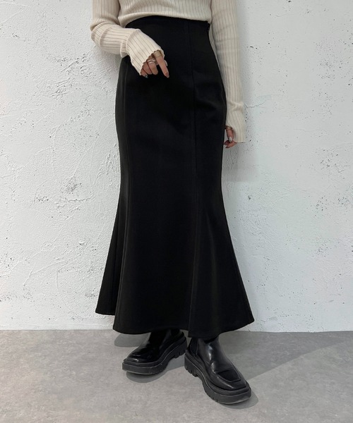 apres jour mignon(アプレジュールミニョン)の「スリットマーメイドスカート【ZOZOTOWN限定アイテム】(スカート・レディース・ブラック/オレンジ/オートミール・SMALL/MEDIUM/X-LARGE)」の19枚目の写真