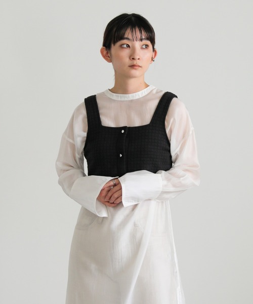 select MOCA(セレクトモカ)の「2WAYキルティングショートビスチェ(ベスト・レディース・オフホワイト/ブラック・FREE)」の9枚目の写真