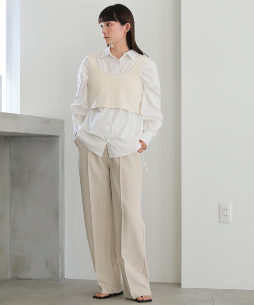 select MOCA(セレクトモカ)の「2WAYキルティングショートビスチェ(ベスト・レディース・オフホワイト/ブラック・FREE)」の4枚目の写真