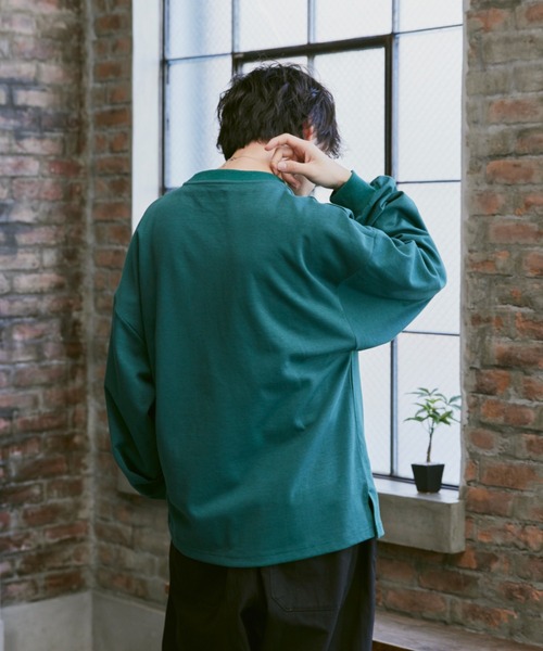 Alpinus(アルピナス)の「smoke color long sleeve Tee / スモークカラー ロングスリーブTシャツ(Tシャツ/カットソー・メンズ・ブルー/グリーン/パープル・SMALL/MEDIUM)」の4枚目の写真