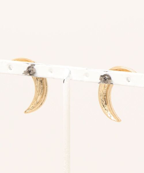 Cepica（セピカ）の「【LIMITED NUMBER / リミテッドナンバー】ムーンピアス（ピアス（両耳用）・レディース・シルバー/ゴールド・FREE）」の3枚目の写真