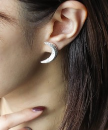 【LIMITED NUMBER / リミテッドナンバー】ムーンピアス