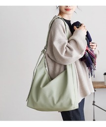 【可愛いフォルムにたっぷり収納】 ソフトラウンド ワンショルダーバッグ［ラージ］