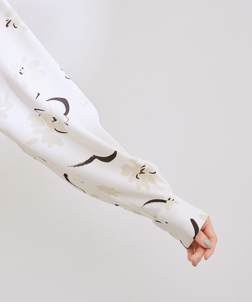 ROPE'（ロペ）の「アートプリントスタンドカラーワンピース（ワンピース・レディース・ホワイト/ネイビー・36/38）」の14枚目の写真