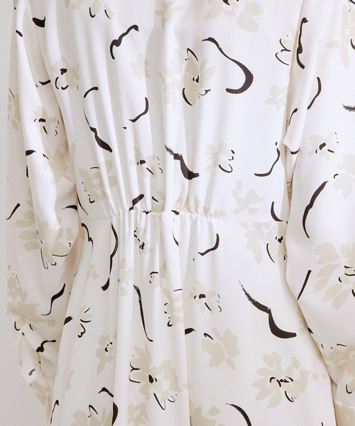 ROPE'（ロペ）の「アートプリントスタンドカラーワンピース（ワンピース・レディース・ホワイト/ネイビー・36/38）」の15枚目の写真