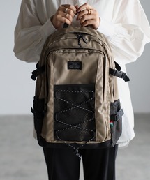 【グッシオベーシック】ナイロンバックパック　18L　リュックサック