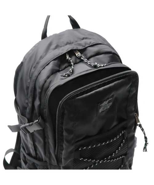 GUSCIO(グッシオ)の「【グッシオベーシック】ナイロンバックパック 18L リュックサック(バックパック/リュック・レディース・カーキ/ベージュ/グレー/ブラック・FREE)」の8枚目の写真