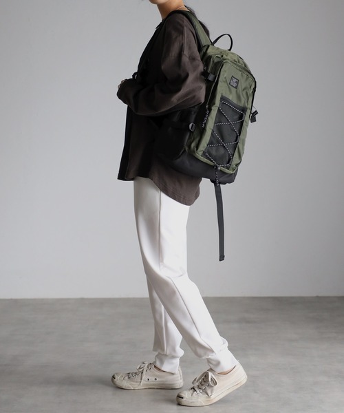 GUSCIO(グッシオ)の「【グッシオベーシック】ナイロンバックパック 18L リュックサック(バックパック/リュック・レディース・カーキ/ベージュ/グレー/ブラック・FREE)」の18枚目の写真