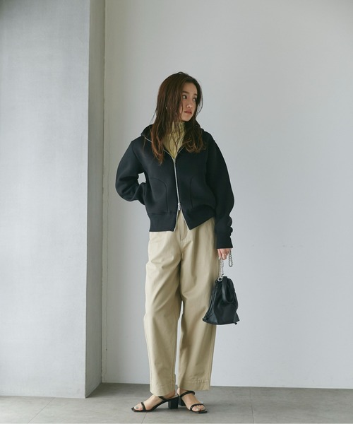 NANO universe（ナノユニバース）の「LB.04/WEB限定 テックダンボールダブルジップパーカー（パーカー・レディース・オフホワイト/ブラック/ライトベージュ・FREE）」の21枚目の写真