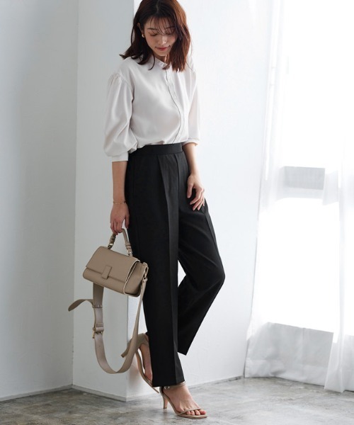 Pierrot（ピエロ）の「2wayワイドストラップサロペット（サロペット/オーバーオール・レディース・ライトベージュ/ネイビー/ブラック・M/L/PM）」の17枚目の写真