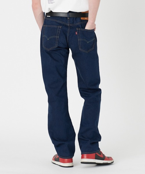 Levi's(リーバイス)の「Levi's/リーバイス 501(R) オリジナルフィット デニム(デニムパンツ・メンズ・ダークインディゴブルー・W28 L32/W36 L32/W29 L32/W34 L32/W32 L32/W30 L32/W31 L32/W33 L32)」の4枚目の写真