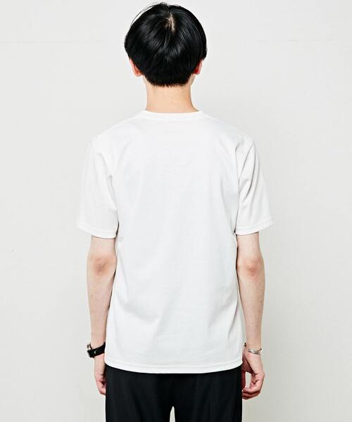 MEN'S MELROSE（メンズメルローズ）の「【WEB限定】ハイゲージスムースVネックTシャツ（Tシャツ/カットソー・メンズ・ホワイト/ネイビー/サックスブルー/チャコールグレー/ブラック・4/2/3）」の8枚目の写真