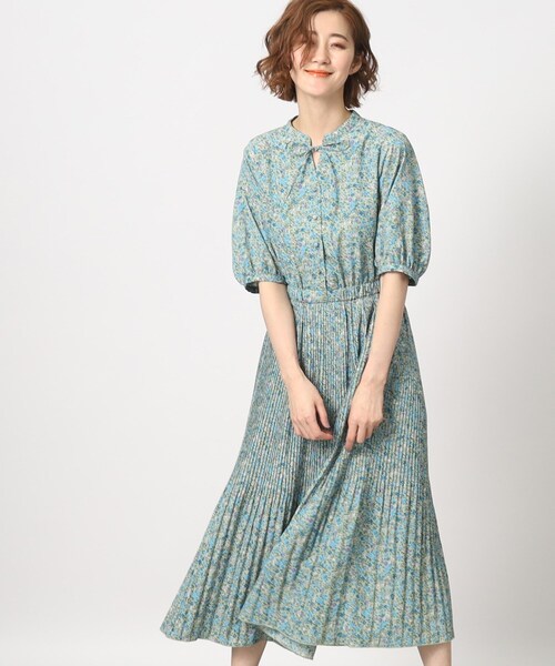 grove(グローブ)の「◆フラワープリントワンピース(ワンピース・レディース・チャコール/グリーン系その他2・01/02/05/03/04)」の1枚目の写真