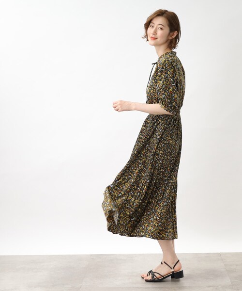 grove(グローブ)の「◆フラワープリントワンピース(ワンピース・レディース・チャコール/グリーン系その他2・01/02/05/03/04)」の20枚目の写真